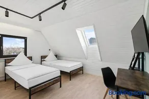 Charmantes 2 BR Apartment mit Parkplatz - Image 1