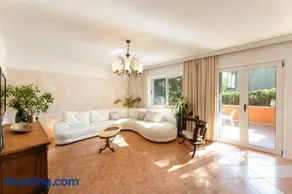 Apartmant with Pool 8 - Image 5