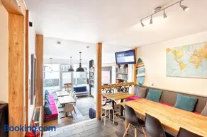 Ocean Backpackers self-catering hostel - Image 1