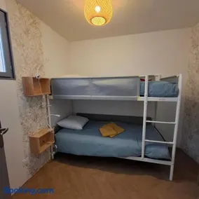 La Vie Est Belle - Image 5