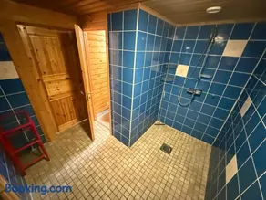 Huone-Room - Image 3