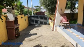 Villino moderno con giardino a 90 metri dal mare - Image 4