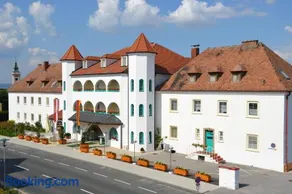 Hotel Am Greiner - Image 1