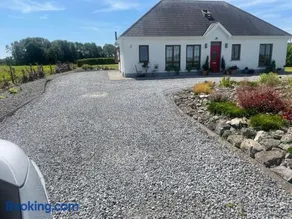 Shanboley Cottage - Image 2