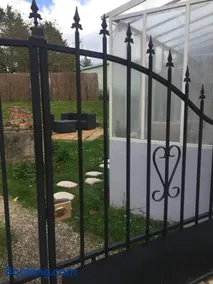Une maisonnette au cœur de la Sologne des étangs - Image 1