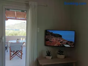 La Casa Di Kokkines - Image 2