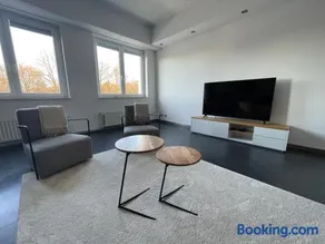 TruRetreats Design Loft für 8 Personen I Riesige Küche I eCharger I 65z SmartTV I 150qm - Image 5