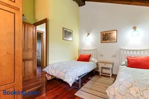 Casa Entrecinas en Collera - Image 4