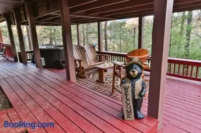 Living on the Ledge - Long-Range Mountain Views - Hot Tub and Fire Pit - Image 5