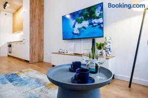 Onyx Oasis Residence- City Centre, Free Parking by StayNest - Image 3