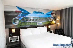 Cadillac Motel Niagara - Image 5