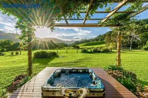 Luxury Farm Homestead & Animal Sanctuary, Hot Tub - Image 2