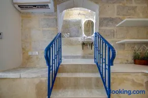 Chateau Blue - Image 4