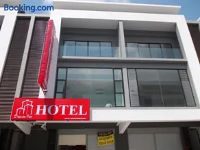 Swing & Pillows - Dream Inn Bandar Mahkota Cheras, Selangor - Image 3
