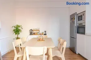 Habitación privada en el centro de Bilbao - Image 4
