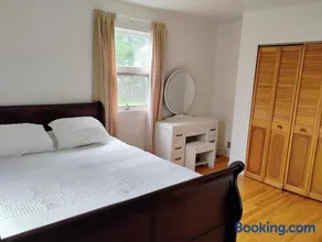 6 Olivia Lane - Image 4