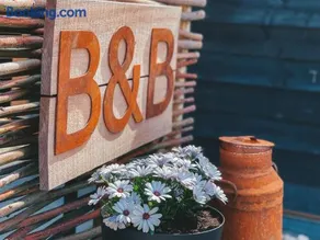 B&B Landslake I - Image 2