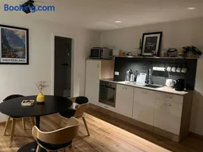 Aareblick 68 Charming studio with river view - Image 4