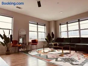 Luxury Stay of Best View in Dallas - Image 3