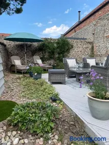 Newly Refurb Cottage Mile From Blakeney Village Pub and Restaurant - Image 3