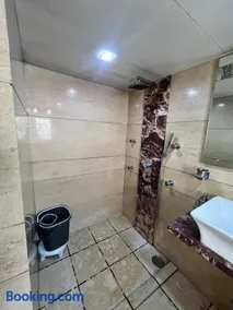 Pinaki Comfort Stay - Image 4