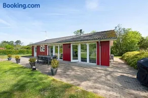 Awesome Home In Ebeltoft With 3 Bedrooms, Internet And Sauna - Image 1