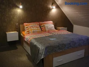 Dunakanyar Apartment - Image 3