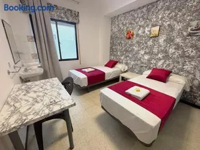 Evans Realty - Hostal - Image 4