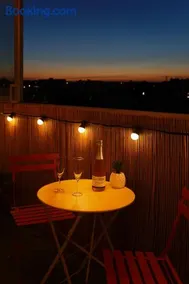 SMILE HÔME-Nid Panoramique VUE WOW ! SPAdéco - LoungeZEN - Terrasse ensoleillée - arrivée autonome - Netflix - emplacement idéal - Lumineux - rénové à neuf - Wifi Fibre - - Image 1