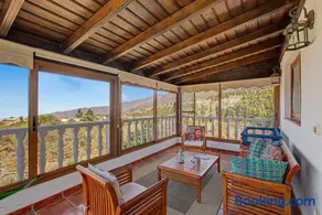 Fantastico appartamento con terrazza e giardino | Vista sulla montagna | Ideale per il telelavoro - Image 1