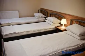 KOLUMNY 217- tanie noclegi pracownicze, parking bezpłatny - Image 3