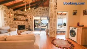 Likya House Deniz ve Do?a Manzaral? Havuzlu - Image 1