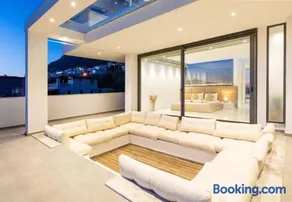 Luxury Villa for 8 with 20m large Infinity Pool in Kalkan - Image 3