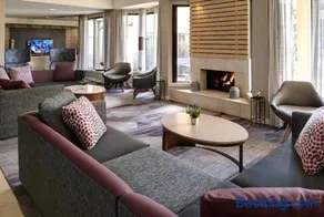 AmericInn by Wyndham Brookfield - Image 2