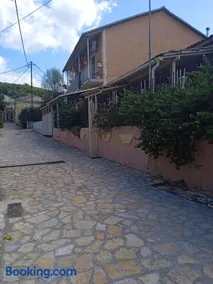 Villa Angela, Traditional Villa in the village - Image 3