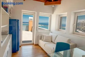 Sideratos Luxury Sea View City Apartment - Image 1