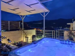 Private Villa Magnolia City-Jacuzzi Stay - Image 1