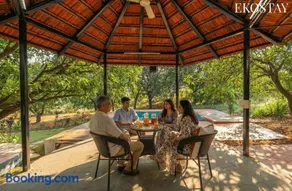 EKOSTAY - Brick Wood - Image 3