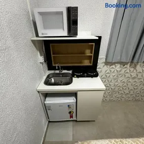 Loft Lux SM Chapecó - Amplo e Confortável (Smart TV, Ar condicionado, Cozinha) - Image 3