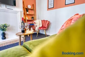 Brewery Loft - 3 Bedroom Bright Spacious apartment in the centre of town, Wifi, Netflix - Image 1
