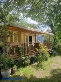 GC - Confort et détente, 3 ch, 2 sdb, au calme, sur parcelle arborée - Image 1