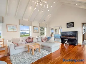 Diamond Cottage - Image 5