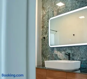 Theros Aesthetic Hospitality - Image 4