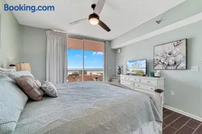 Doral 306 l Beachfront Resort l Amazing View Pools Hot Tubs 3rd-floor - Image 1