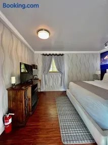 Sunshine Cottage - Image 1