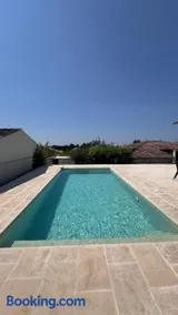 Maison neuve haut de gamme avec piscine et vue magnifique - Image 2