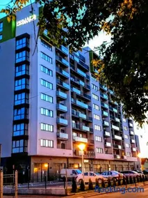 Highsky Oradea Apartments - Image 1