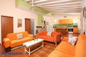Madlen Apartments - Image 2