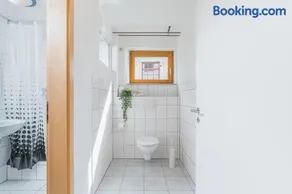 G01 schöne Souterrainwohnung - Self Check-In ideal für Teams und Monteure - Image 3