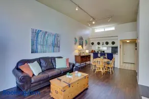 1 Mi to the Ocean Long Beach Condo with Pool Access - Image 5